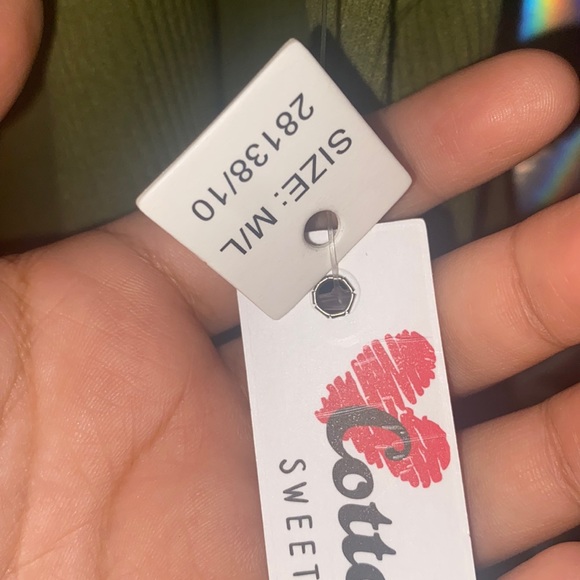 Olive Green Ribbed Crop Top - Picture 2 of 6